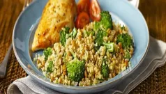 Receta: Ensalada de quinoa con pollo y brócoli