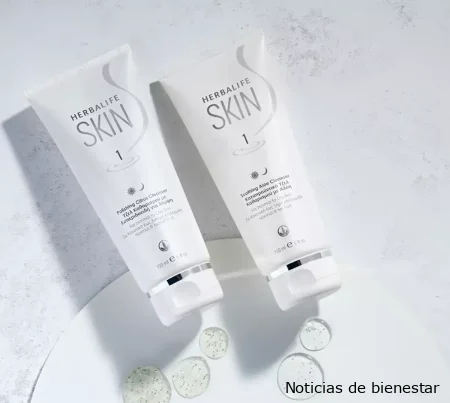 ​​Gel Limpiador Suavizante con Aloe de Herbalife SKIN​
